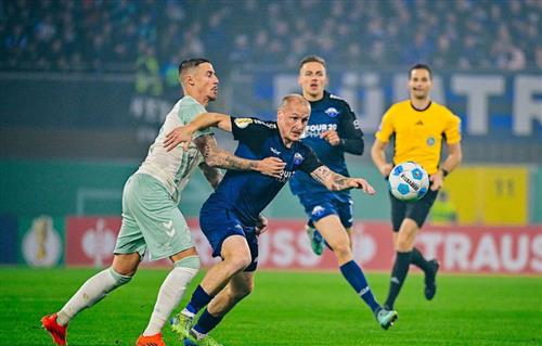 Paderborn 07 contre Werder Brême