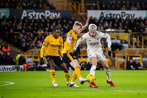 Loups contre Manchester United
