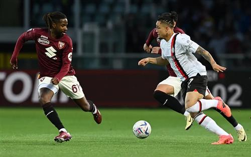 Turin contre Milan AC