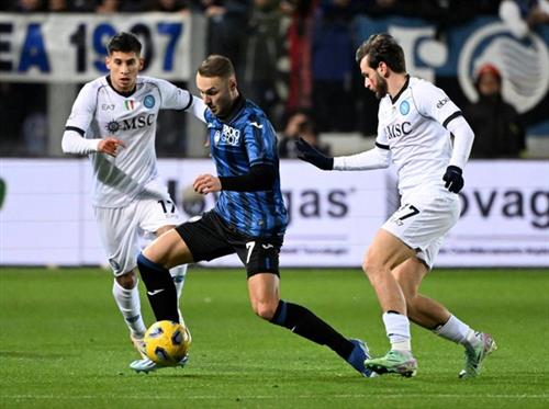 Atalante contre Naples