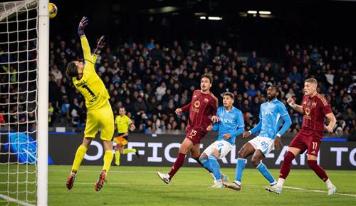 Naples contre Rome