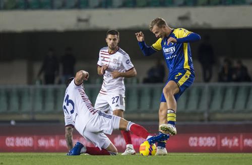 Vérone contre Cagliari