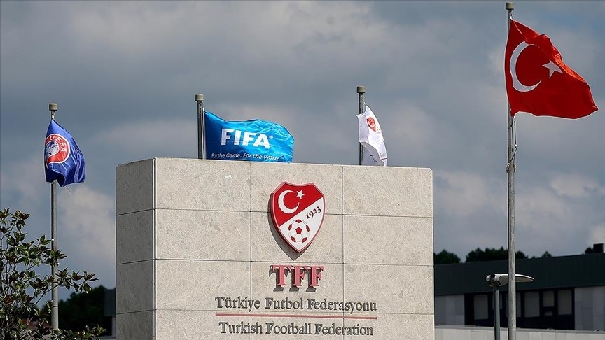 Fédération turque de football : 102 joueurs impliqués dans des investissements illégaux ont été bannis, dont 25 joueurs de la Super League turque
