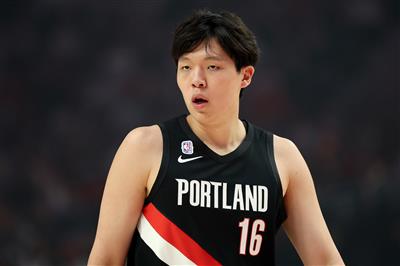 Yang Hansen : Nous avons joué très dur aujourd'hui. Dans ces deux matchs, j’ai étudié la position de garde de Klingen.